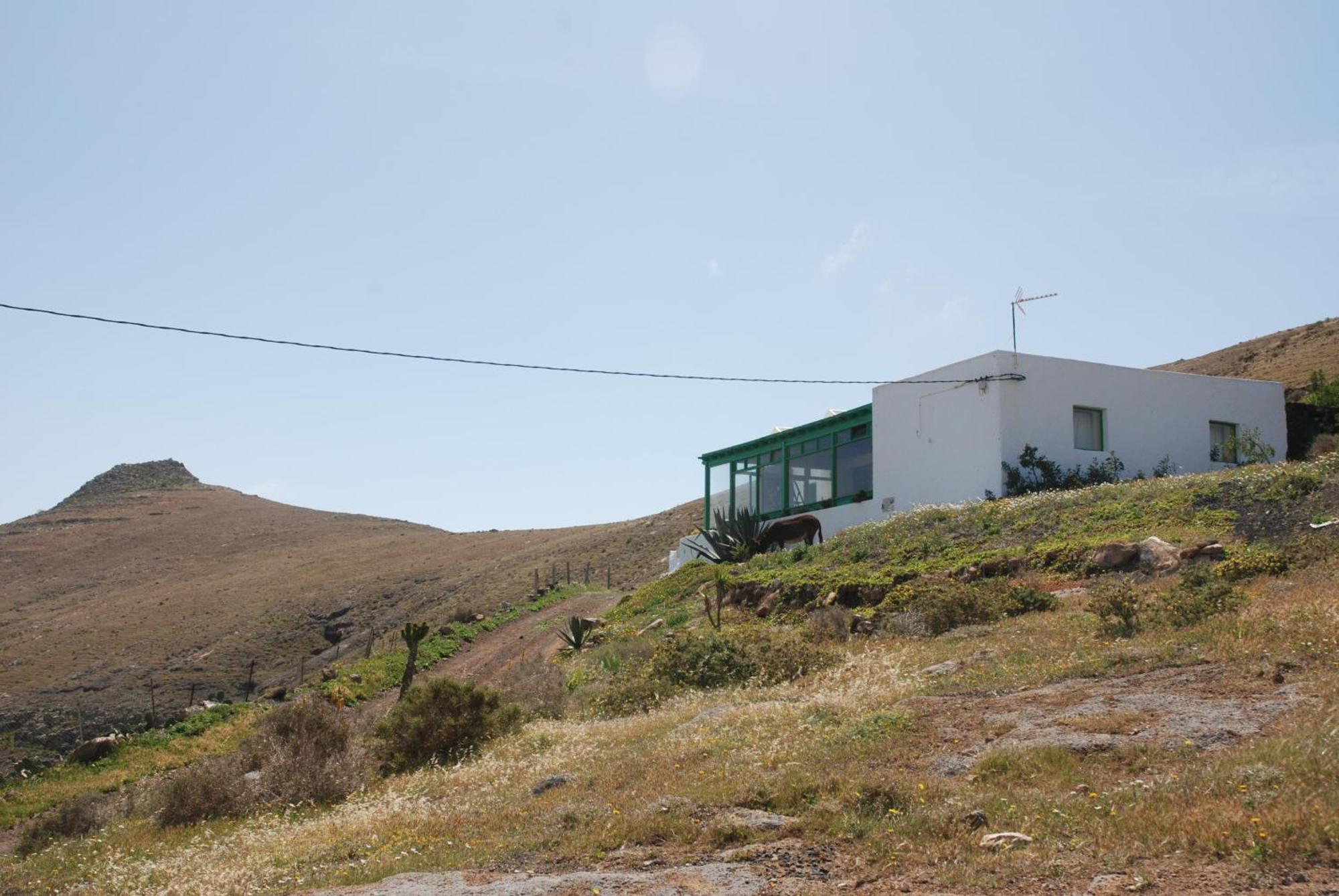 Villa El Perinqué Femés Extérieur photo