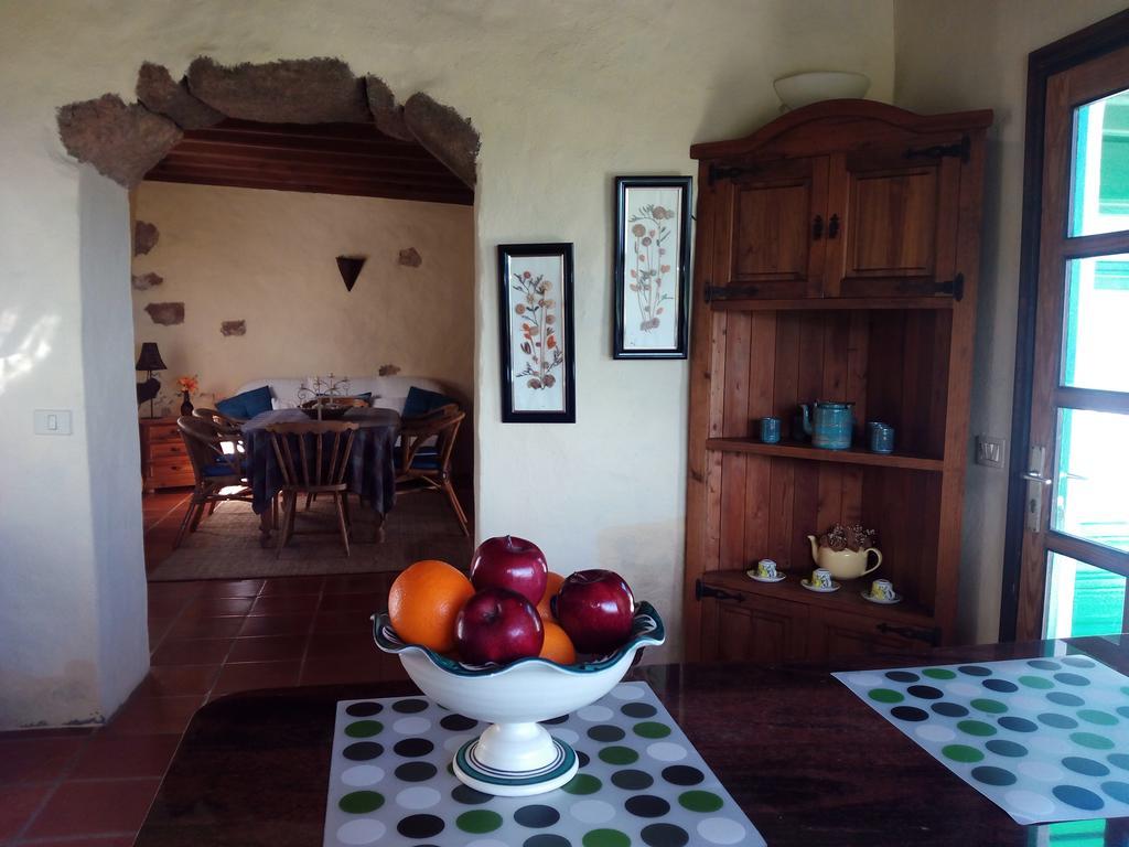 Villa El Perinqué Femés Extérieur photo